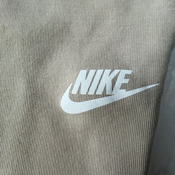 Nike 2 piece set - Picture 10 of 15